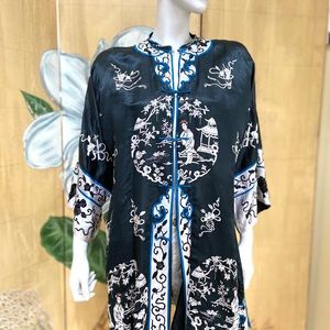 Antique silk Chinese Asian hand embroidered jacket robe chinoiserie